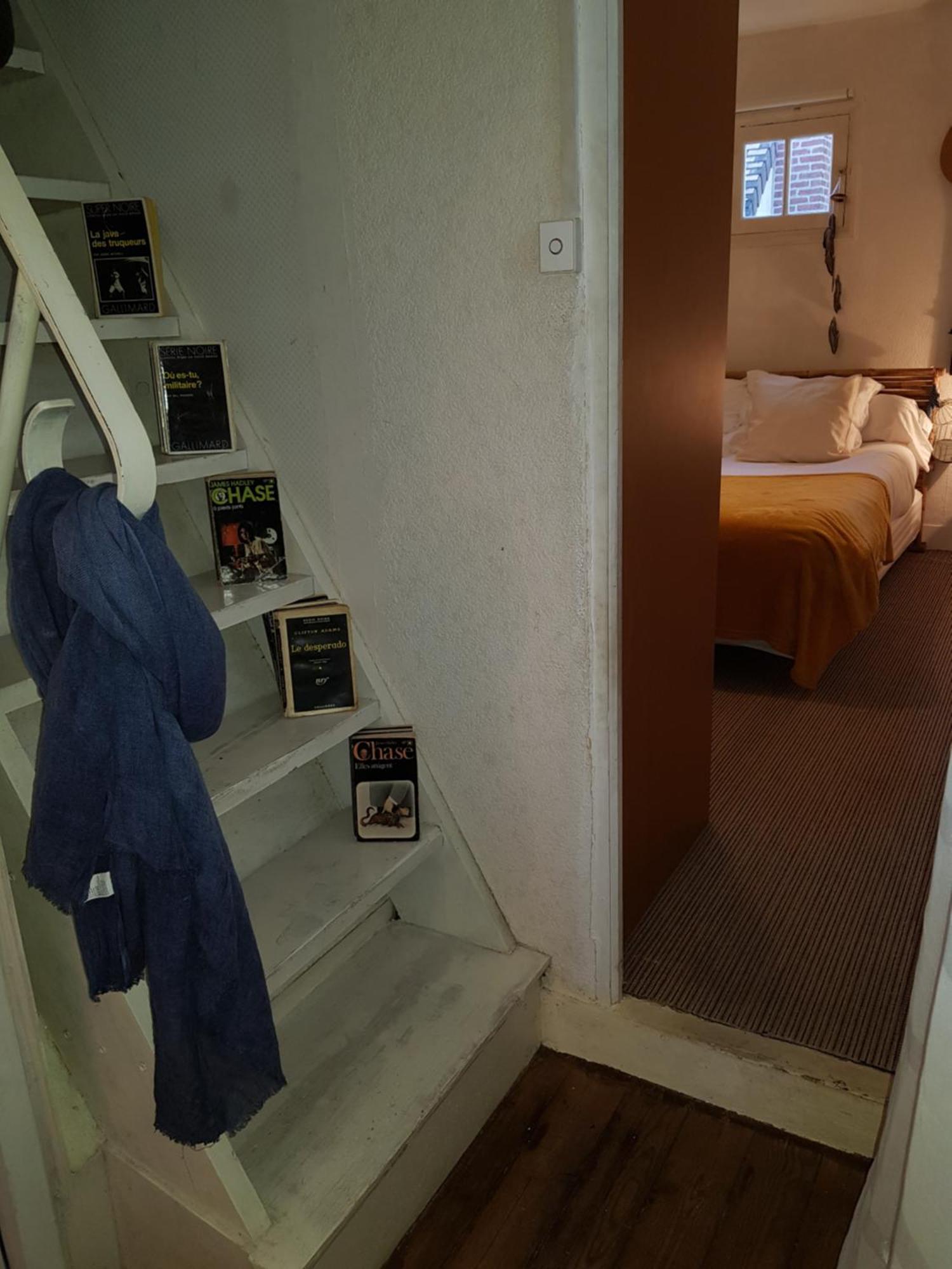 Herm'S Petite Maison Atypique Et Cour Privative - Avenue Du Marche - Ideal Couple Ou Jeunes Parents Кабур Екстериор снимка
